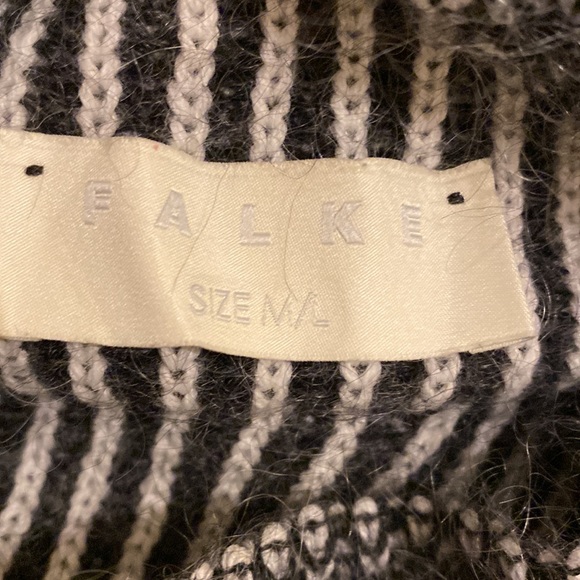 Falke Dégradé Ribbed-knit Sweater In Gray Charcoal and Cream . Size M / L - Picture 4 of 9